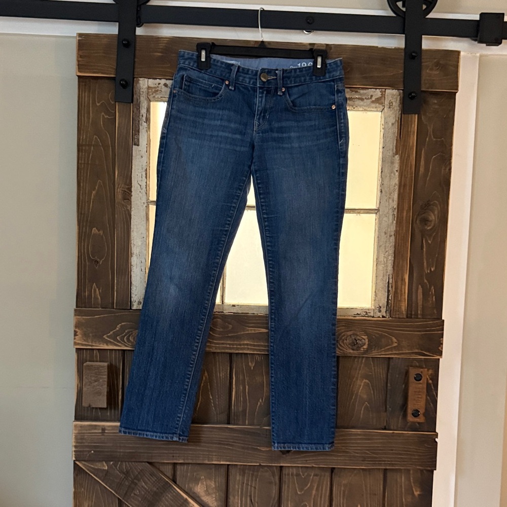 GAP Women's Medium Blue Straight Leg Jeans
